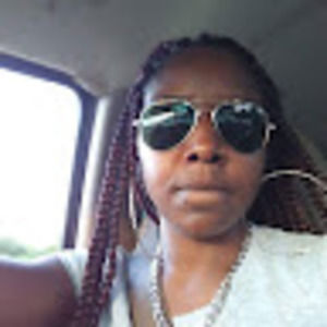 Meet your Posher, Tavia